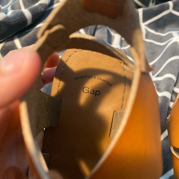 GAP Lace Up Gladiator Cage Sandals - Picture 2 of 7